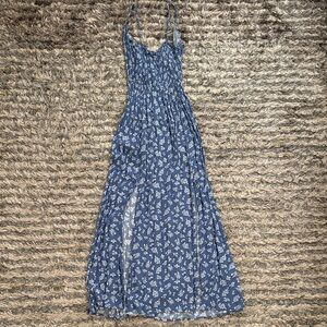 Chic Blue Floral Beautiful Back Maxi Dress
